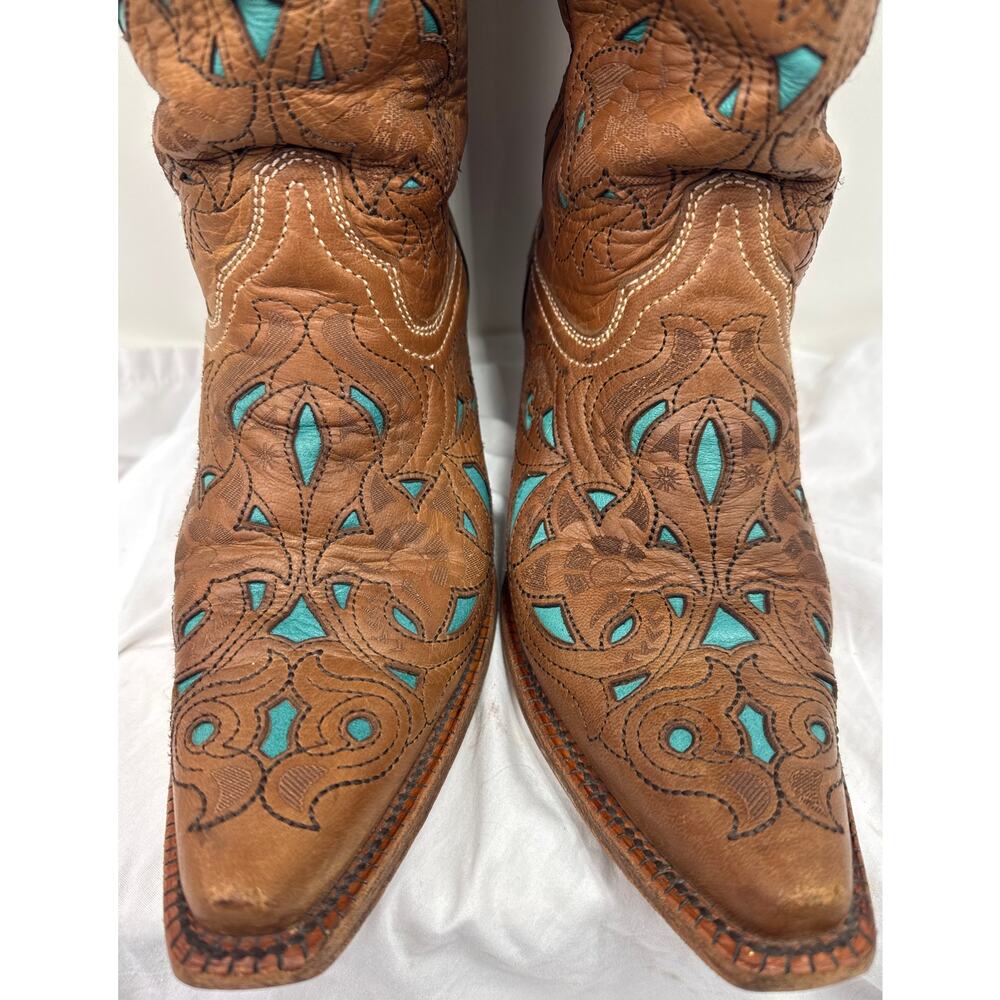 💥Brown and Blue Western Boots - Picture 5 of 13